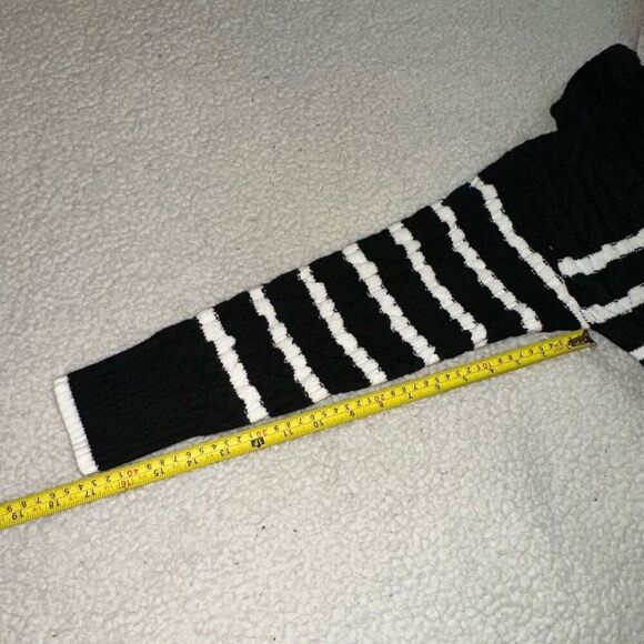 Philosophy Women’s Black White Stripe Cable Knit Sweater Size Medium NWT - Picture 10 of 10